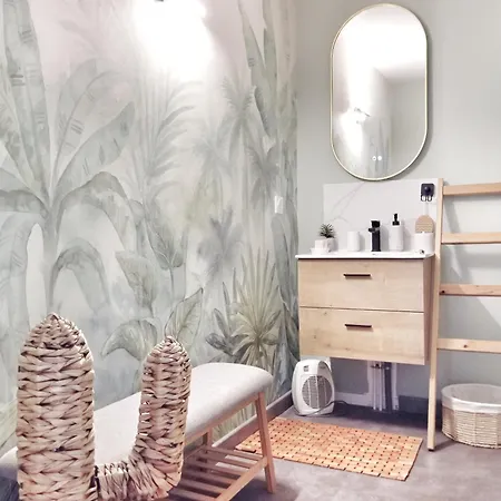 Csm Privee Avec Terrasse Et Privee 2 Jusqu'a 3 Et 1 A 8 Personnes * Charly-sur-Marne