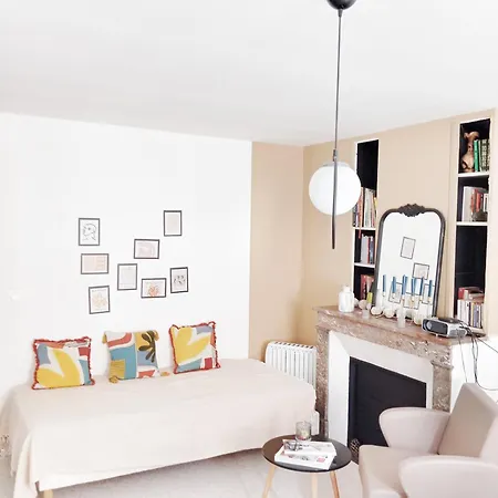 ホームステイ Csm Privee Avec Terrasse Et Privee 2 Jusqu'a 3 Et 1 A 8 Personnes Charly-sur-Marne