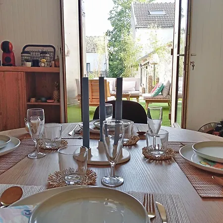 Séjour chez l'habitant Csm Privées 1 2 Et 1 Avec Terrasse En Cœur De Entre Paris Et Reims 40 Mn Disneyland Paris *