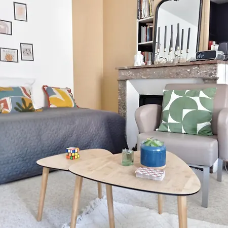 Csm Privées 1 2 Et 1 Avec Terrasse En Cœur De Entre Paris Et Reims 40 Mn Disneyland Paris *