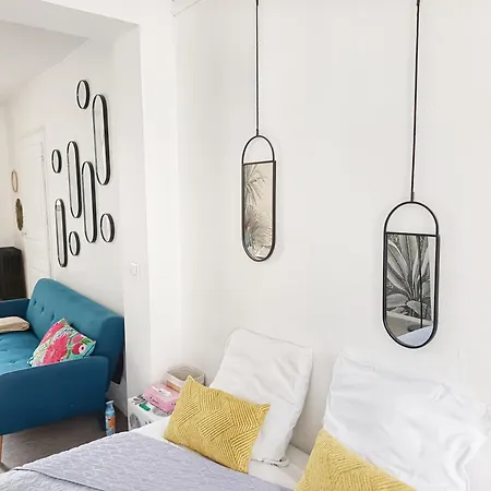 Csm Privées 1 2 Et 1 Avec Terrasse En Cœur De Entre Paris Et Reims 40 Mn Disneyland Paris Charly-sur-Marne