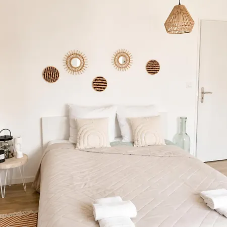 Rooms Home Csm Suites Privees Elegantes Entre Reims Et Disneyland Paris 1 A 8 Personnes * Charly-sur-Marne