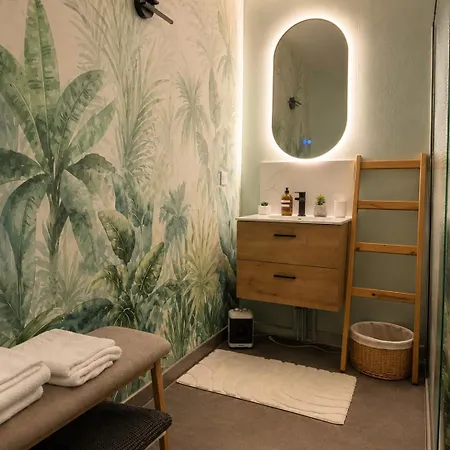 Rooms Home Csm Suites Privees Elegantes Entre Reims Et Disneyland Paris 1 A 8 Personnes Charly-sur-Marne